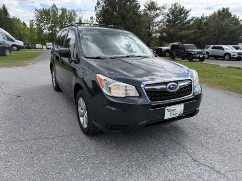 Used 2016 Subaru Forester 2.5i Premium w/ All-Weather Package AWD/4WD image 7