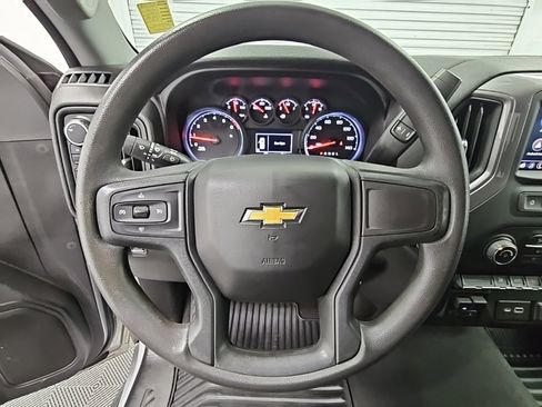 Used 2022 Chevrolet Silverado 2500 Custom w/ Custom Convenience Package image 19