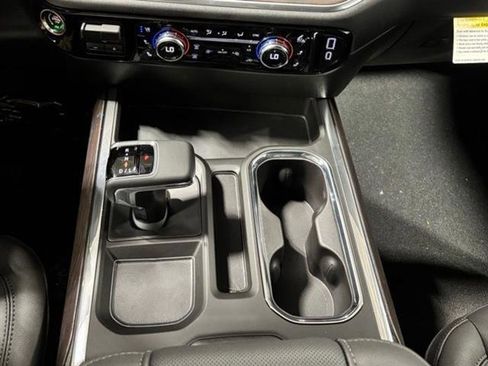 New 2025 GMC Sierra 1500 SLT w/ SLT Premium Plus Package image 41