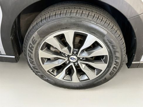 Used 2024 Subaru Outback Limited XT AWD/4WD image 11