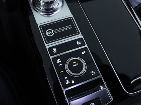Used 2021 Land Rover Range Rover SV Autobiography Dynamic image 35