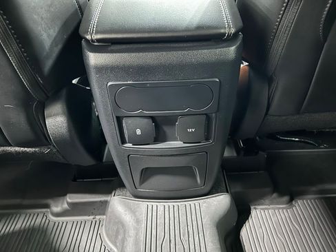 Certified 2024 Ford Explorer XLT w/ Equipment Group 202A AWD/4WD image 28
