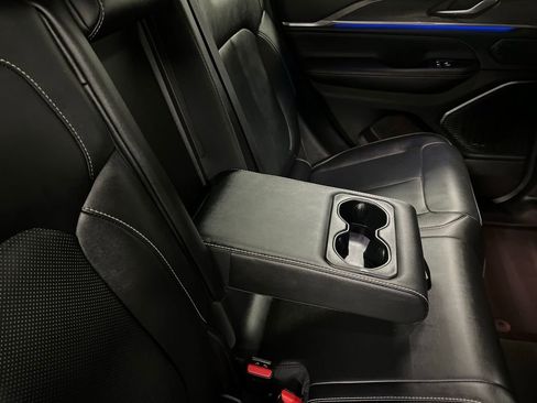 Used 2023 Jeep Grand Cherokee Overland image 62