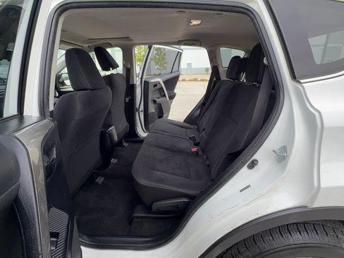 Used 2013 Toyota RAV4 XLE AWD/4WD image 19