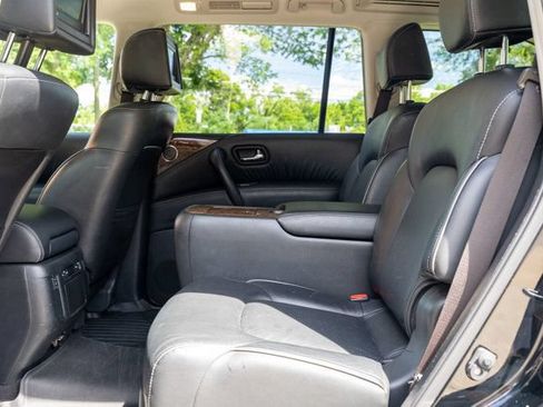 Used 2015 INFINITI QX80 4WD w/ Theater Package image 48