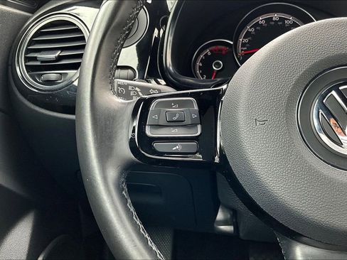 Used 2017 Volkswagen Beetle 1.8T Classic image 10