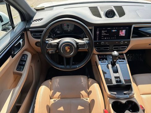 Used 2022 Porsche Macan S AWD/4WD image 23
