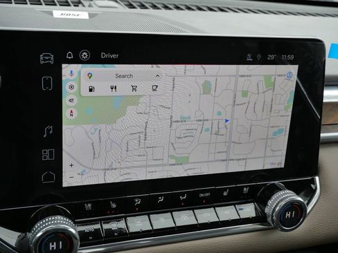 Used 2024 GMC Canyon Denali AWD/4WD image 39