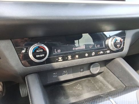 Used 2022 Mitsubishi Outlander SE AWD/4WD image 30