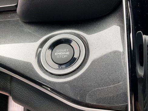 Certified 2022 Jeep Grand Cherokee L Laredo image 28