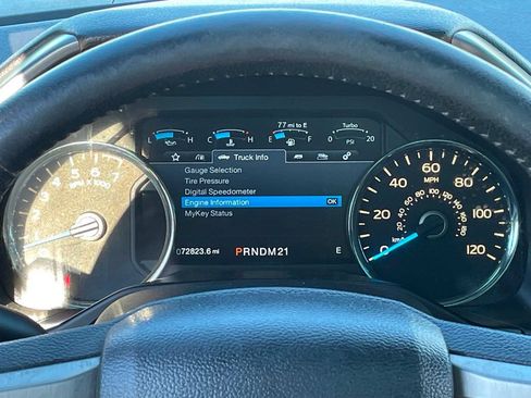 Used 2015 Ford F150 Platinum w/ Equipment Group 701A Luxury AWD/4WD image 32