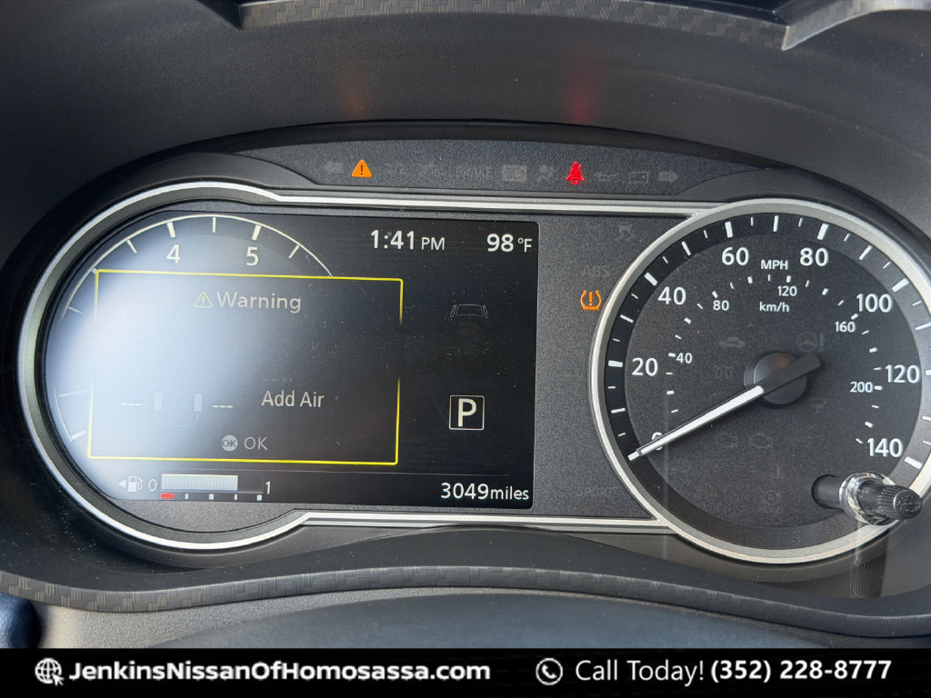Certified 2025 Nissan Versa SV w/ Trunk Package FWD image 40