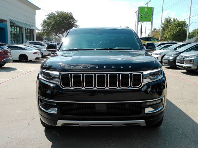 Used 2025 Jeep Wagoneer L Series II AWD/4WD image 2