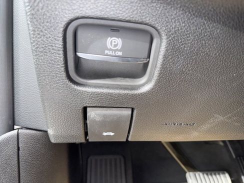 Used 2024 Jeep Grand Cherokee Laredo X w/ Trailer Tow Package image 19