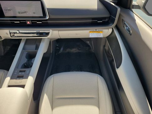 New 2025 Hyundai Ioniq 6 SEL image 12