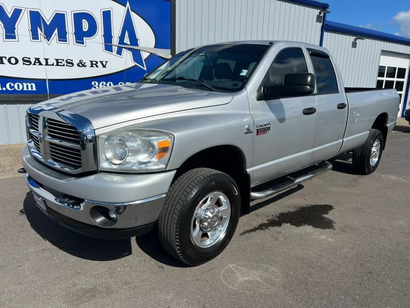 Used 2009 Dodge Ram 2500 Truck SLT w/ Popular Equipment Group AWD/4WD image 2