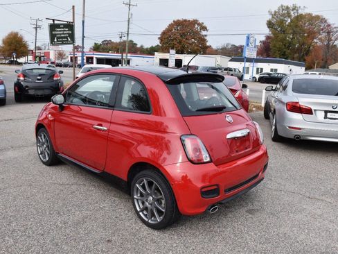 Used 2017 FIAT 500 Pop w/ Sport Black Trim Package image 8