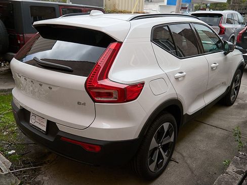 New 2026 Volvo XC40 B4 Plus w/ Climate Package image 6
