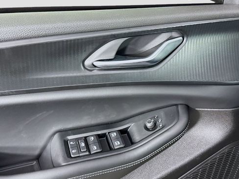 New 2025 Jeep Grand Cherokee L Laredo w/ Luxury Tech Group I image 19