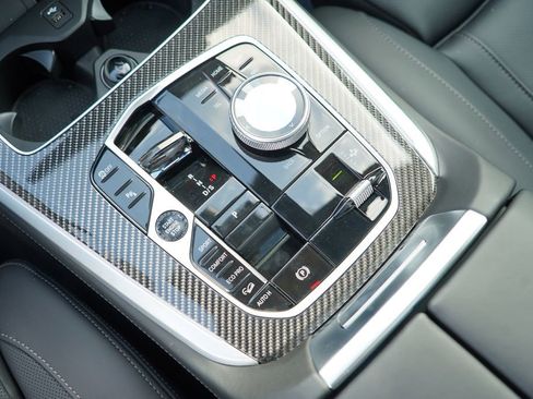New 2026 BMW X5 M60i AWD/4WD image 17