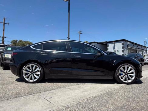 Used 2018 Tesla Model 3 Long Range RWD image 25