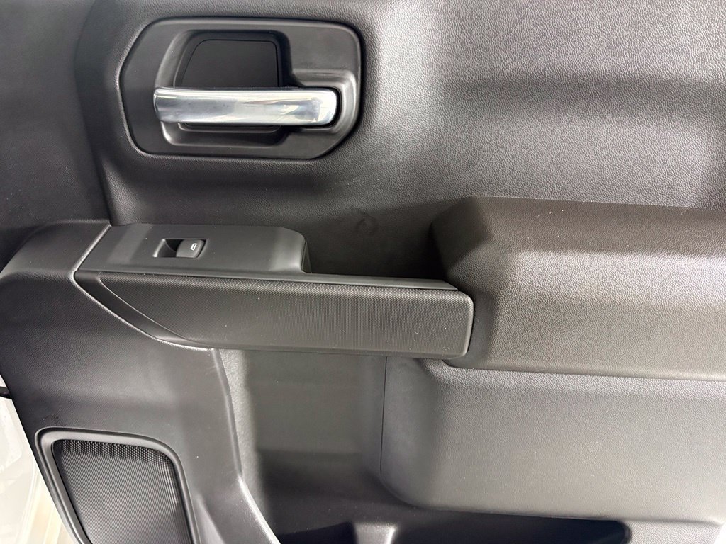 Used 2026 GMC Sierra 1500 Pro w/ Pro Value Package RWD image 15