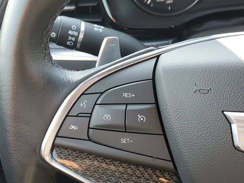 Used 2023 Cadillac XT5 Sportv w/ Technology Package AWD/4WD image 17