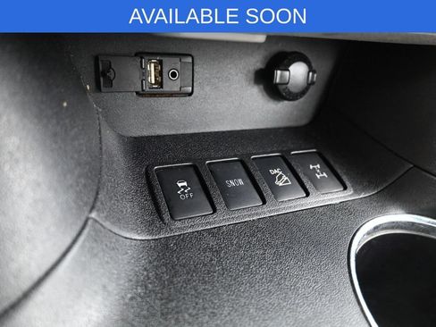 Used 2016 Toyota Highlander XLE AWD/4WD image 23
