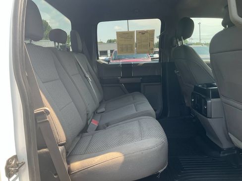 Used 2018 Ford F150 XLT AWD/4WD image 13