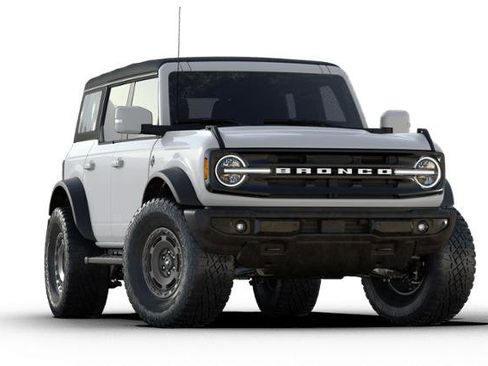 New 2025 Ford Bronco Outer Banks w/ Sasquatch Package image 4
