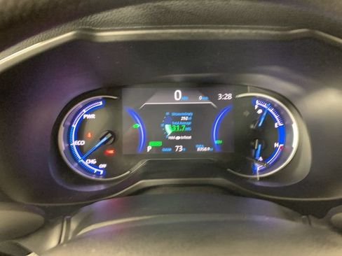 Used 2024 Toyota RAV4 XLE AWD/4WD image 18