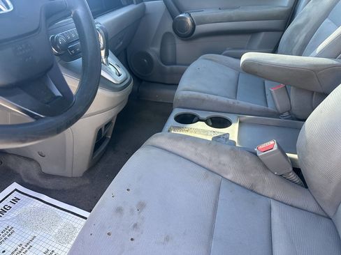 Used 2010 Honda CR-V LX image 3