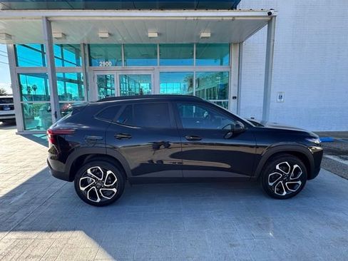 New 2026 Chevrolet Trax RS w/ Driver Confidence Package image 5