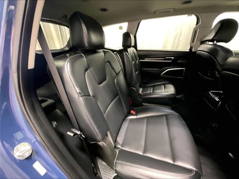Used 2024 Kia Telluride S w/ S Sunroof Package image 16