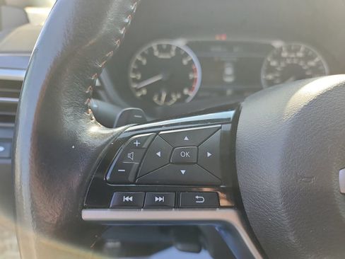 Used 2024 Nissan Altima 2.5 SR FWD image 27
