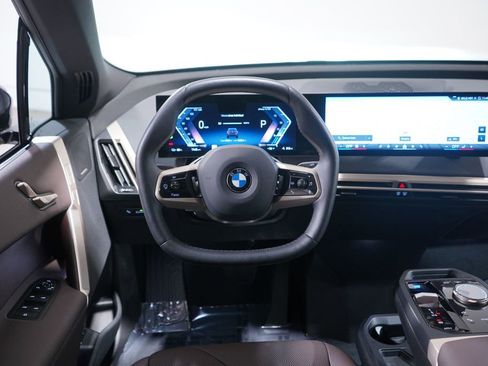 Used 2026 BMW iX xDrive45 image 11