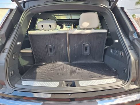 New 2026 Cadillac Vistiq Sport w/ LPO, Floor Liner Package AWD/4WD image 29
