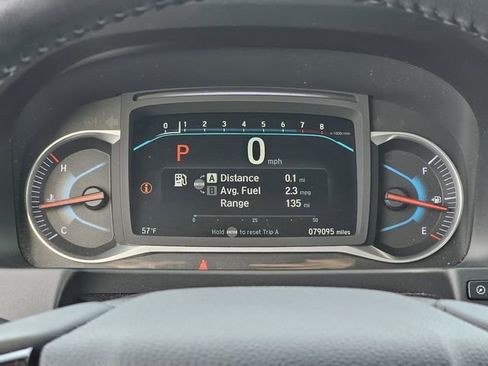 Used 2022 Honda Pilot Touring image 11