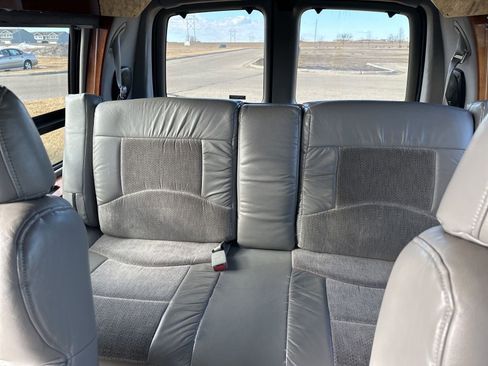 Used 1999 GMC Savana 1500 image 43
