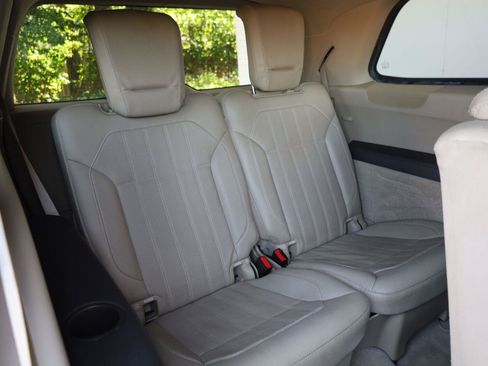 Used 2014 Mercedes-Benz GL 450 4MATIC image 24