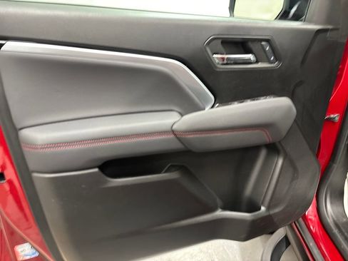 Certified 2024 Chevrolet Colorado Z71 w/ Z71 Convenience Package 2 image 10