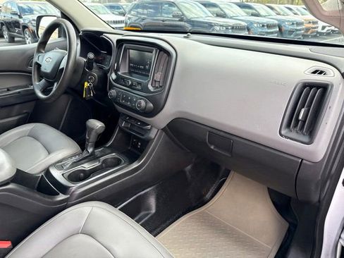 Used 2018 Chevrolet Colorado W/T RWD image 27