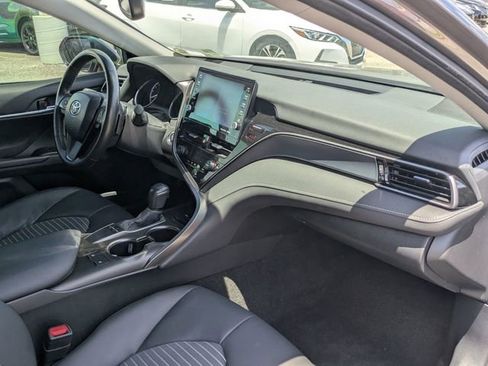 Used 2024 Toyota Camry SE w/ Cold Weather Package FWD image 28
