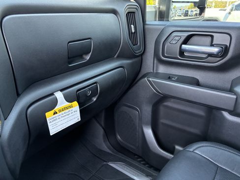 Used 2020 Chevrolet Silverado 2500 Custom w/ Custom Value Package AWD/4WD image 33