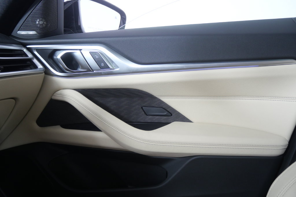 Certified 2025 BMW i4 eDrive40 w/ Premium Package RWD image 27
