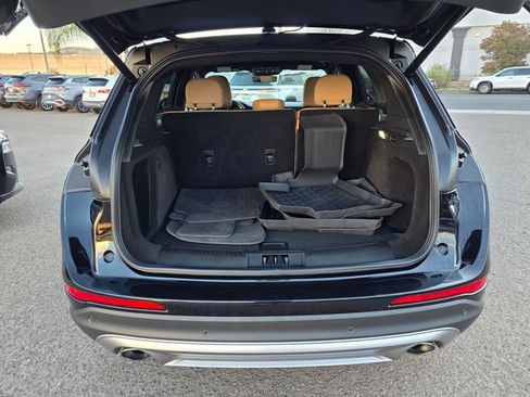 Used 2022 Lincoln Corsair Reserve w/ Elements Package image 10