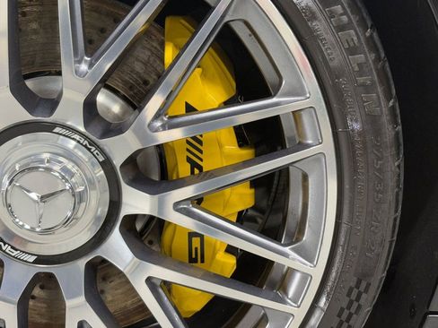 Certified 2022 Mercedes-Benz SL 55 AMG 4MATIC image 42