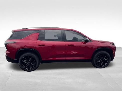 Used 2024 Chevrolet Traverse RS w/ LPO, Floor Liner Package AWD/4WD image 7