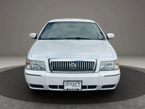 Used 2009 Mercury Grand Marquis LS RWD image 3