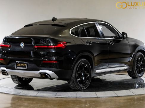 Used 2024 BMW X4 xDrive30i image 10